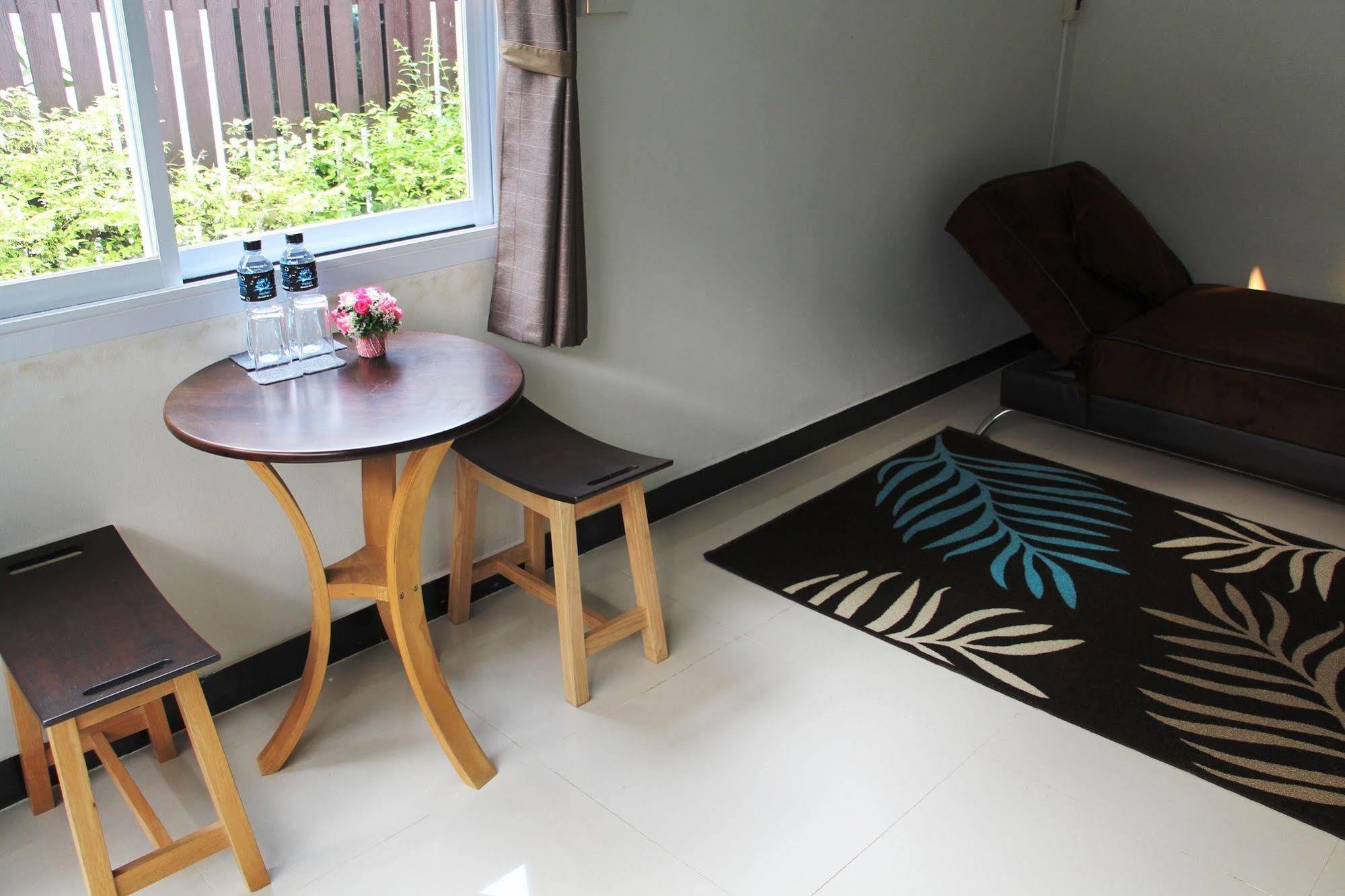 Modern Inn By Saifon Nong Khai Bagian luar foto
