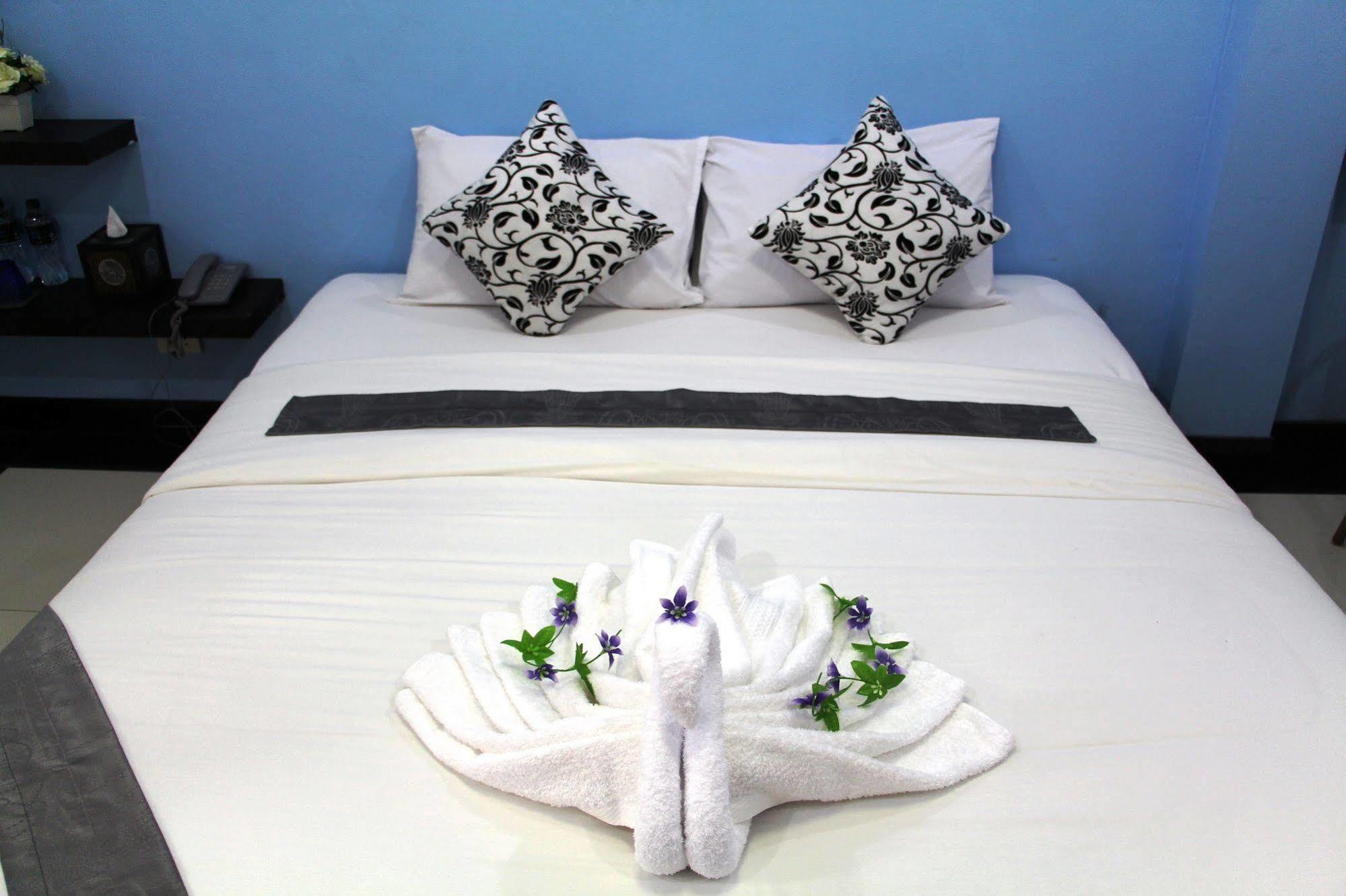 Modern Inn By Saifon Nong Khai Bagian luar foto