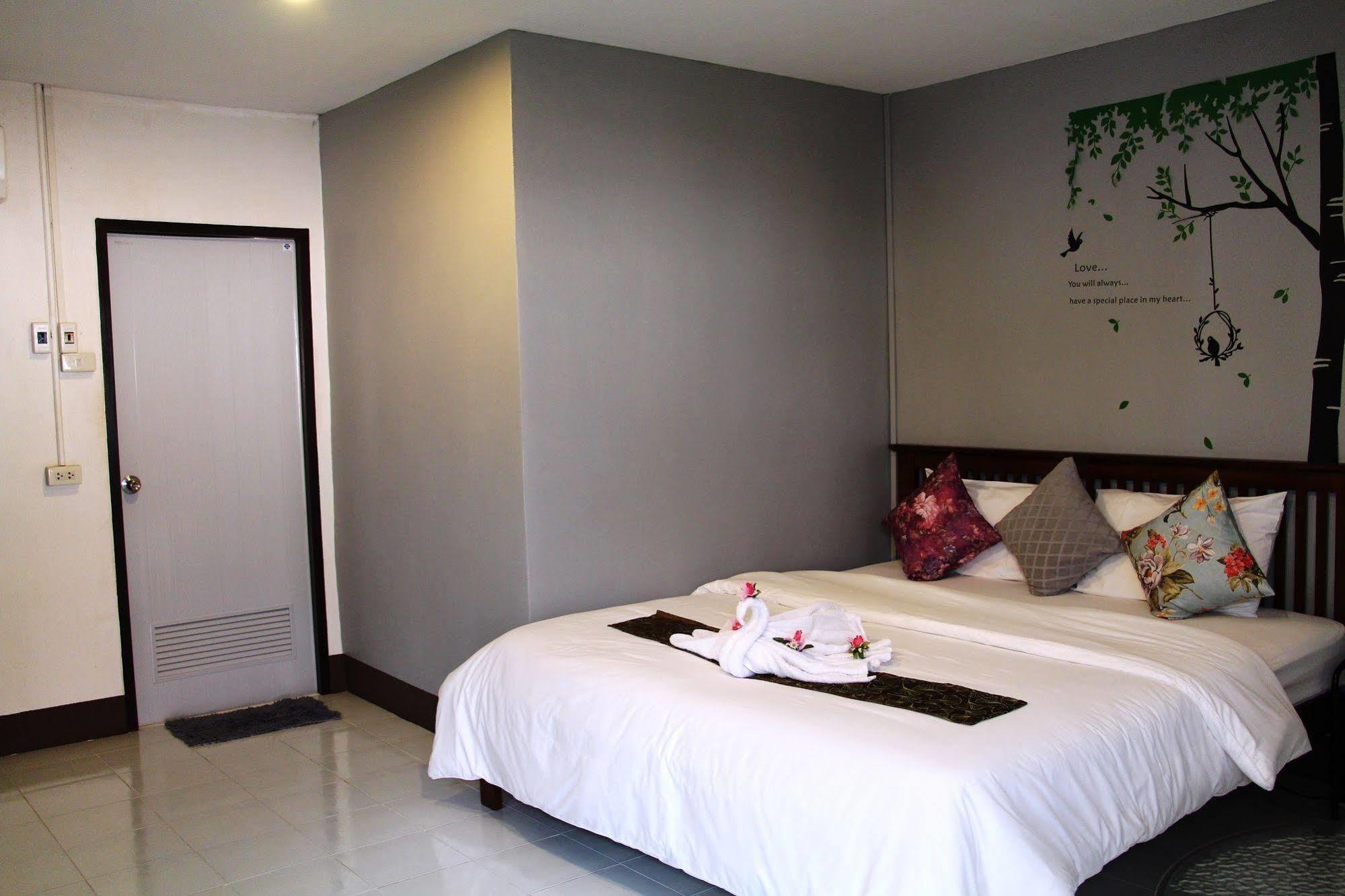 Modern Inn By Saifon Nong Khai Bagian luar foto