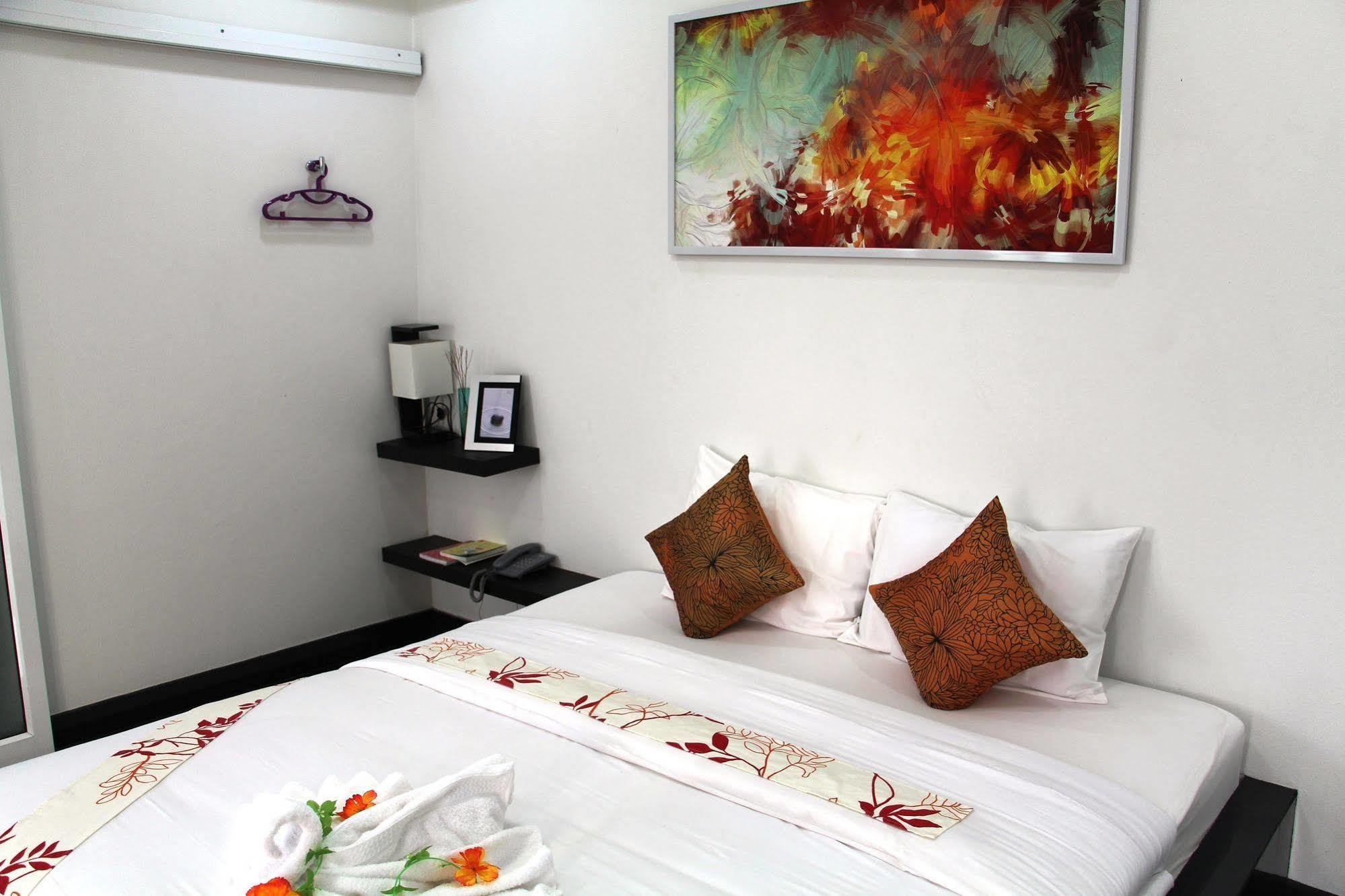 Modern Inn By Saifon Nong Khai Bagian luar foto